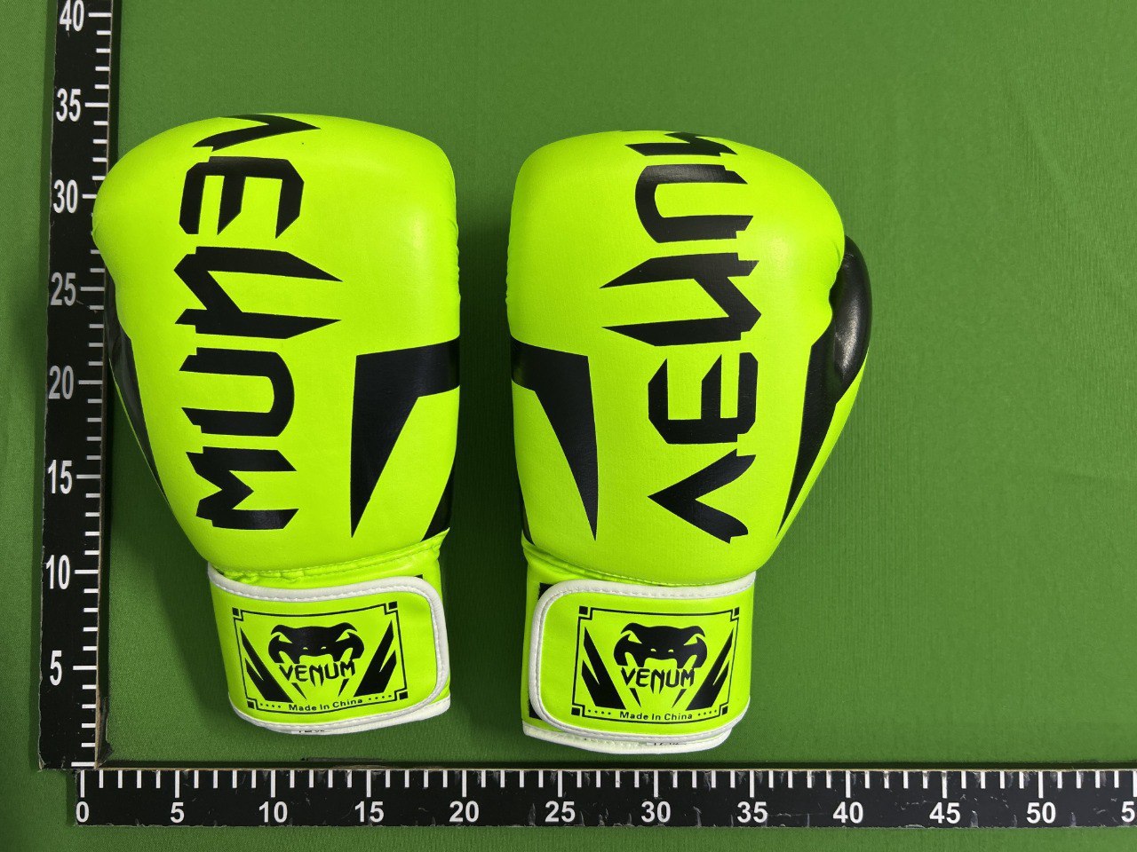 Guantes Boxeo Venum -2