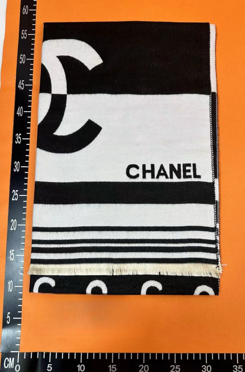 branded scarf -2