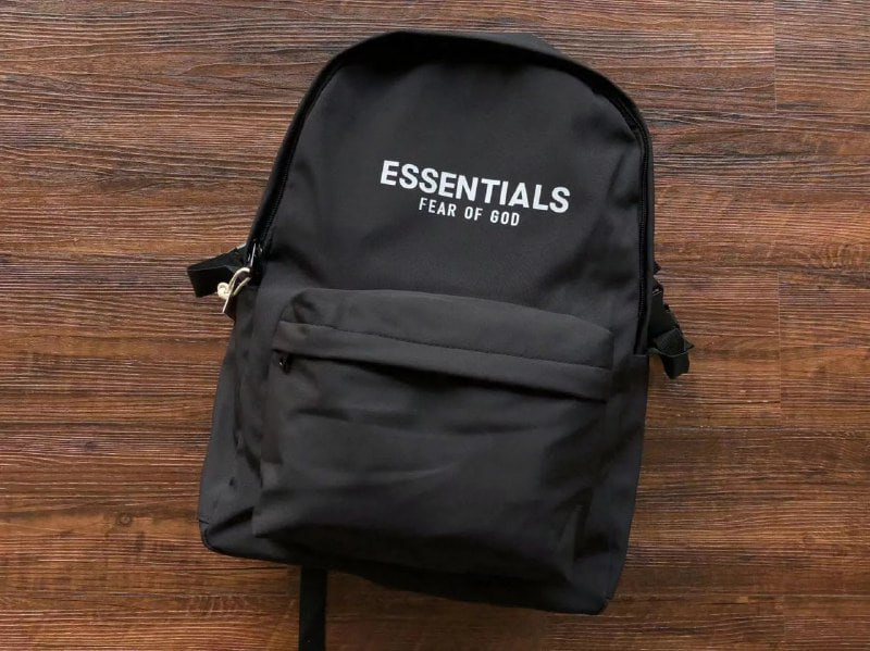 MOCHILAS ESSENTIALS -3