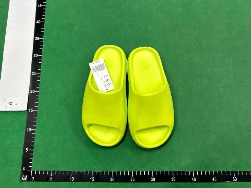 Yeezy Slippers（Factory direct sales） -4