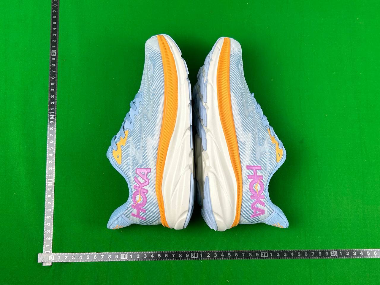 HOKA -4