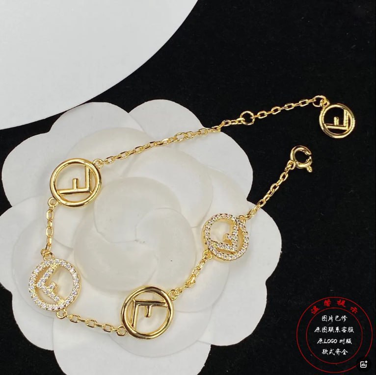 Fendi bracelet -2