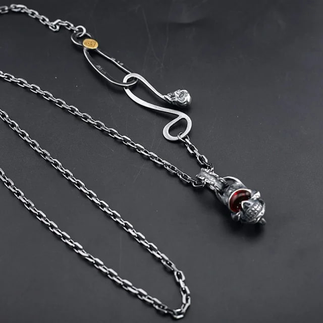 Stop Light necklace -4