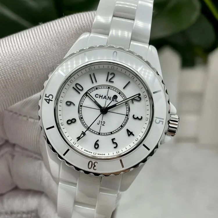 CHANEL watch -3