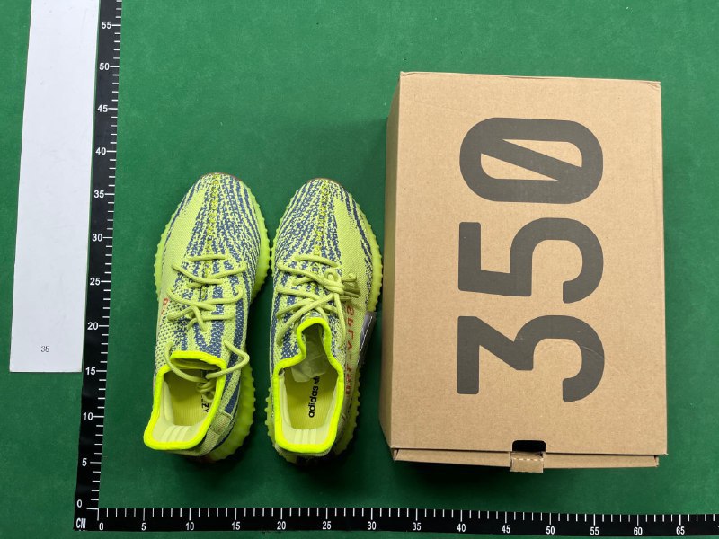 GD-YEEZY350 -4