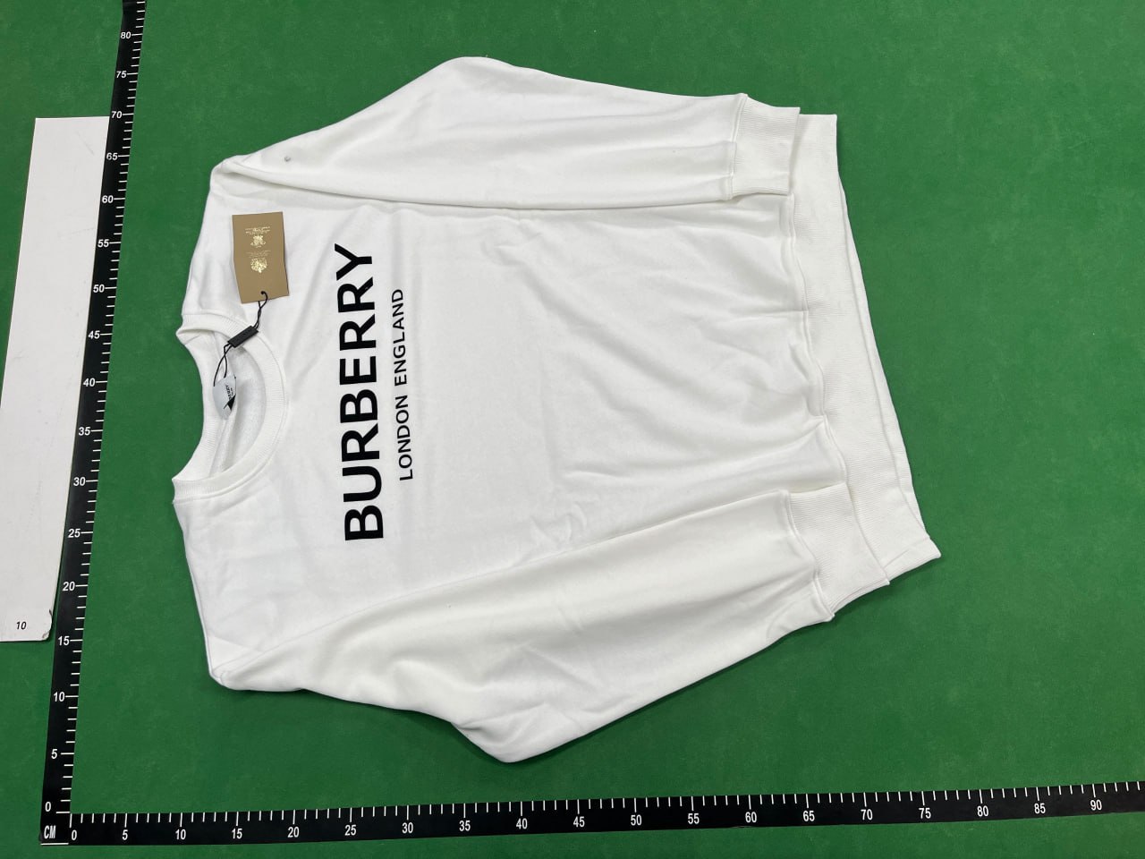 Burberry Hoodie(+25 color）                                                                                               Burberry Hoodie(+25 color）                                                      -2