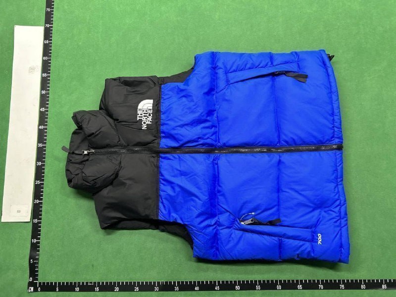 The north face down jacket vest    (40 CP) -3