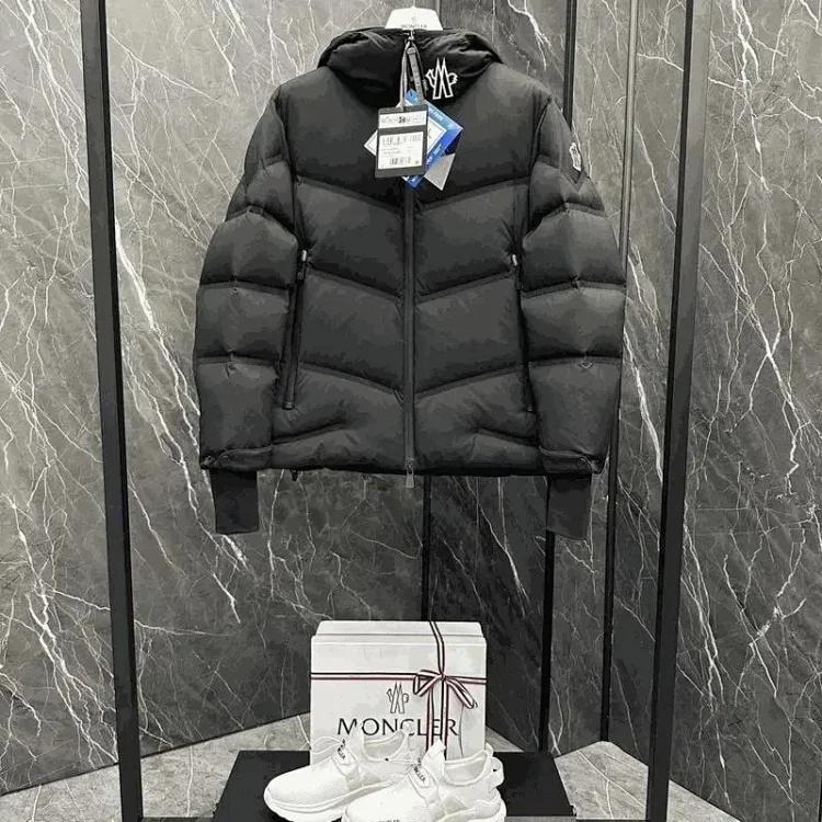 Moncler Down jacket1