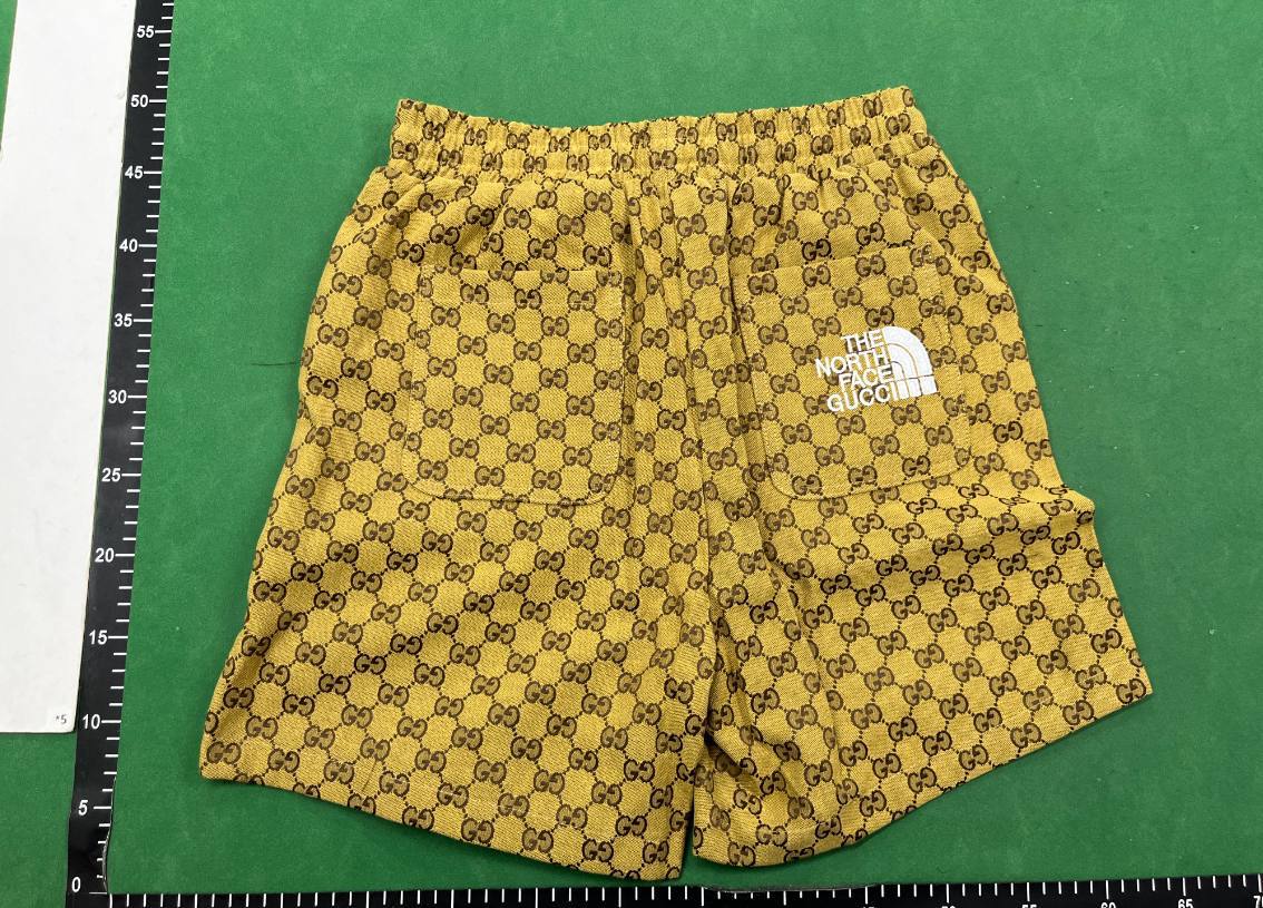 Gucci shorts -4