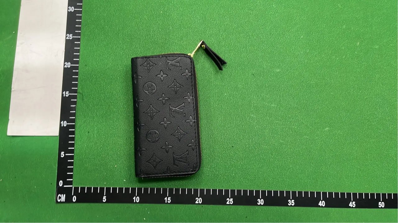  Louis Vuitton Coach Wallet -3