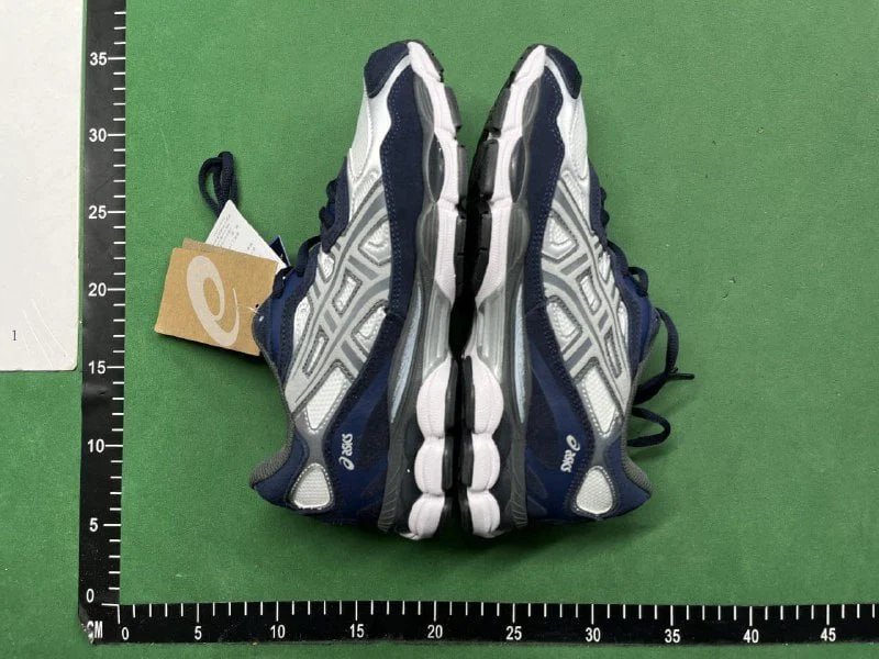     Asics Gel-Kayano sneakers -4