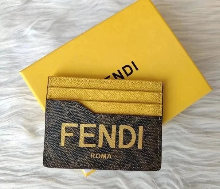 Fendi wallet -2
