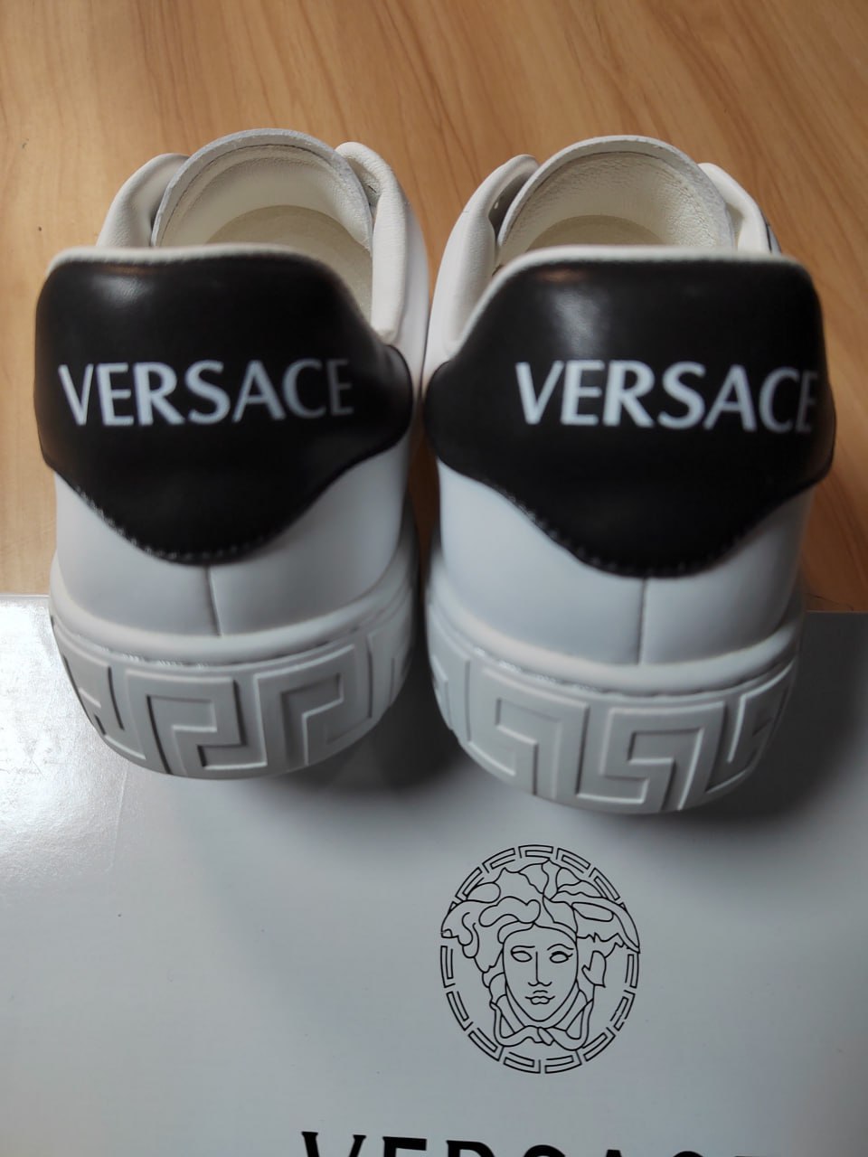 VERSACE1 -2