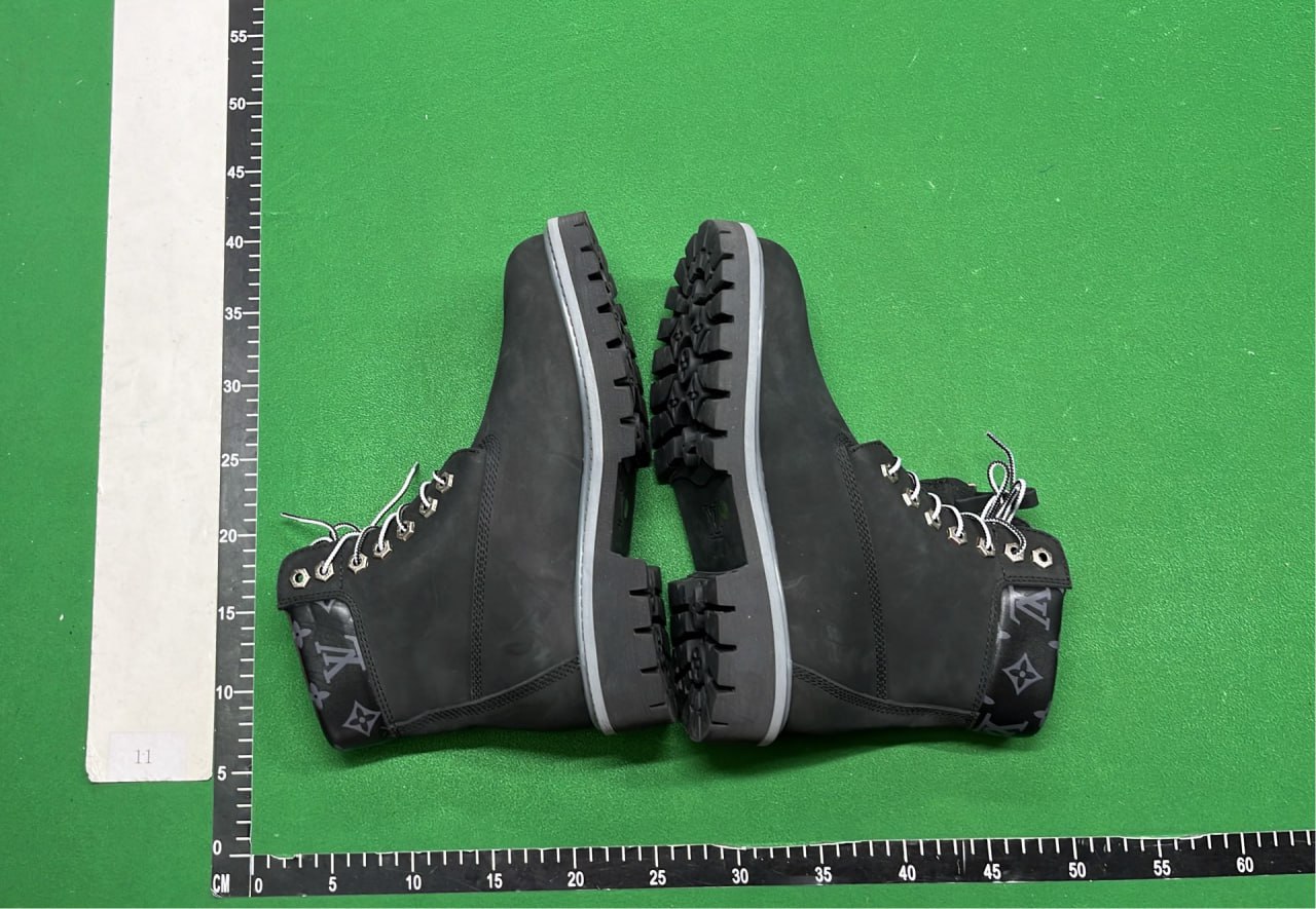 LV ×Timberland shoes -3