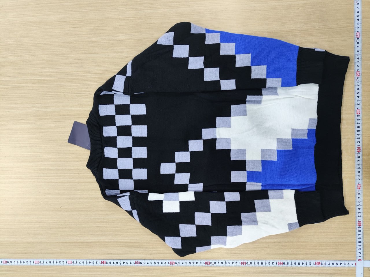 LV Sweater0 -2