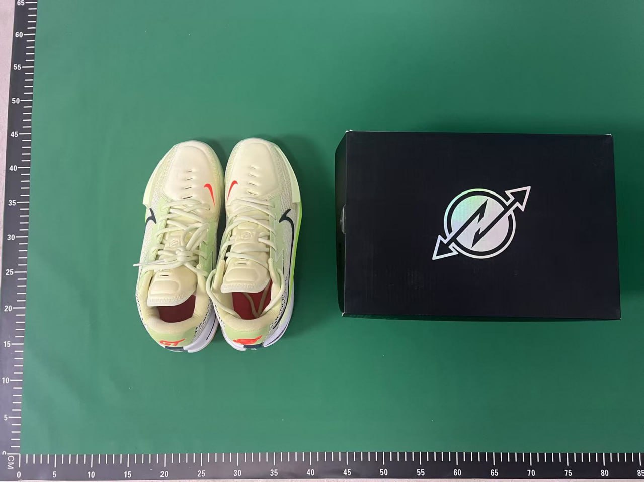 NIKE AIR ZOOM G.T. CUT -3