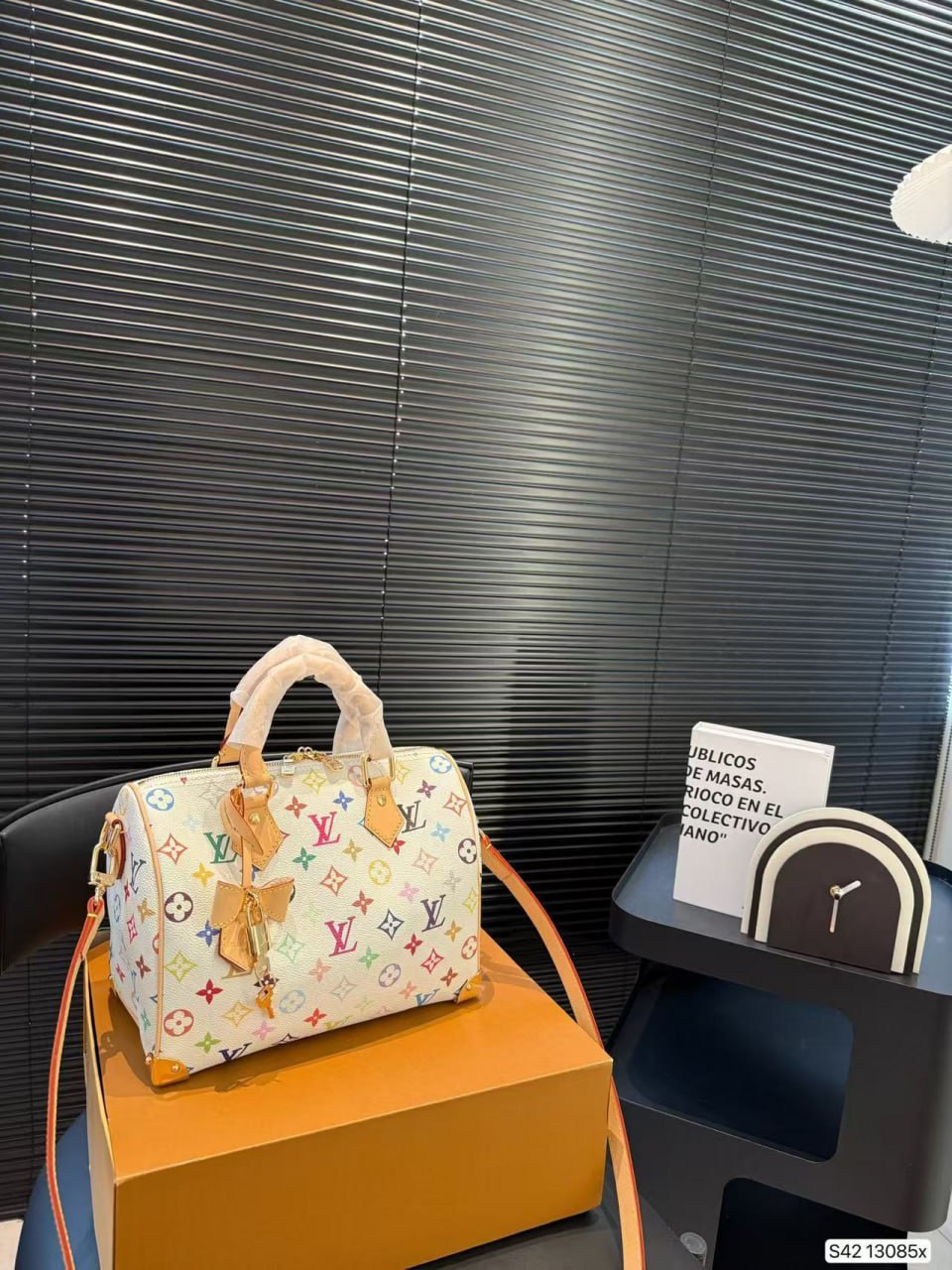  L-V nfc bags -4