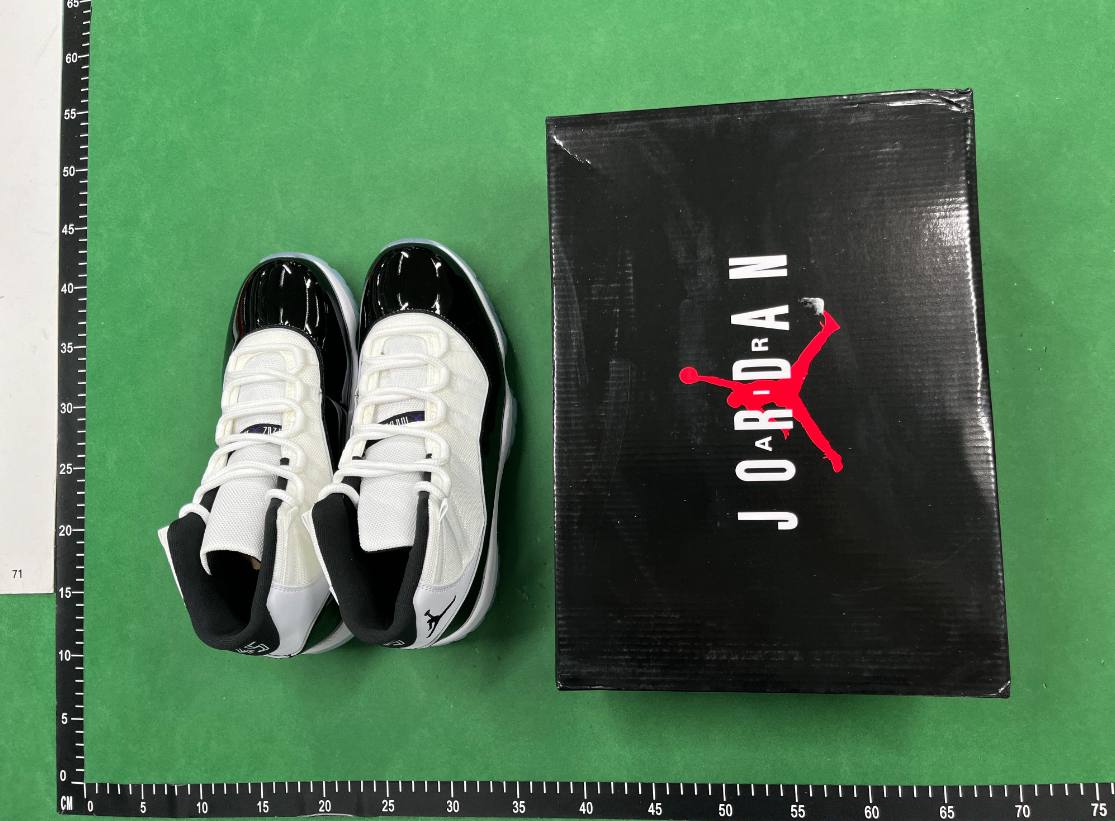 Air Jordan 11 shoes -4