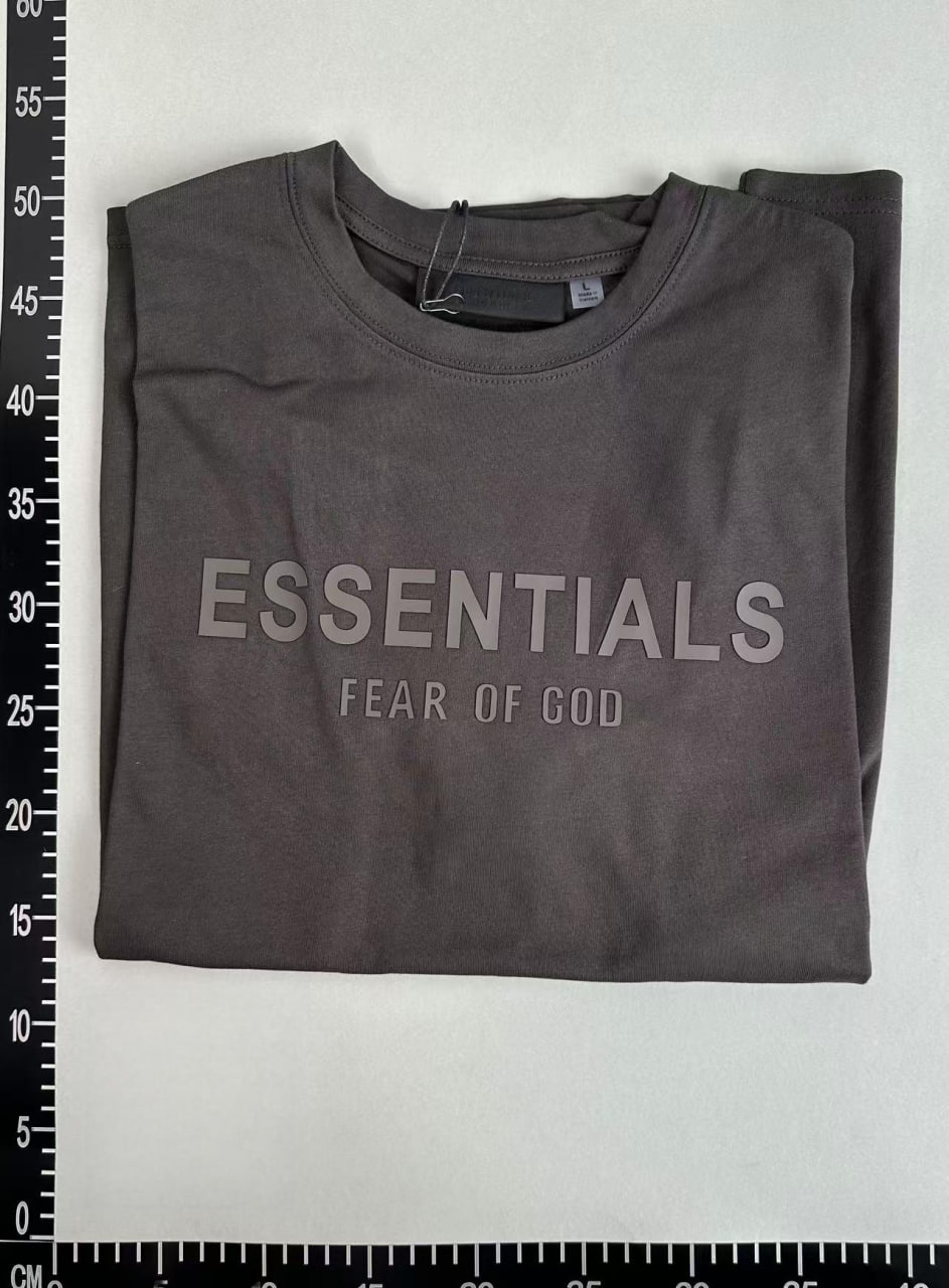 Essentials T-shirt1 -2