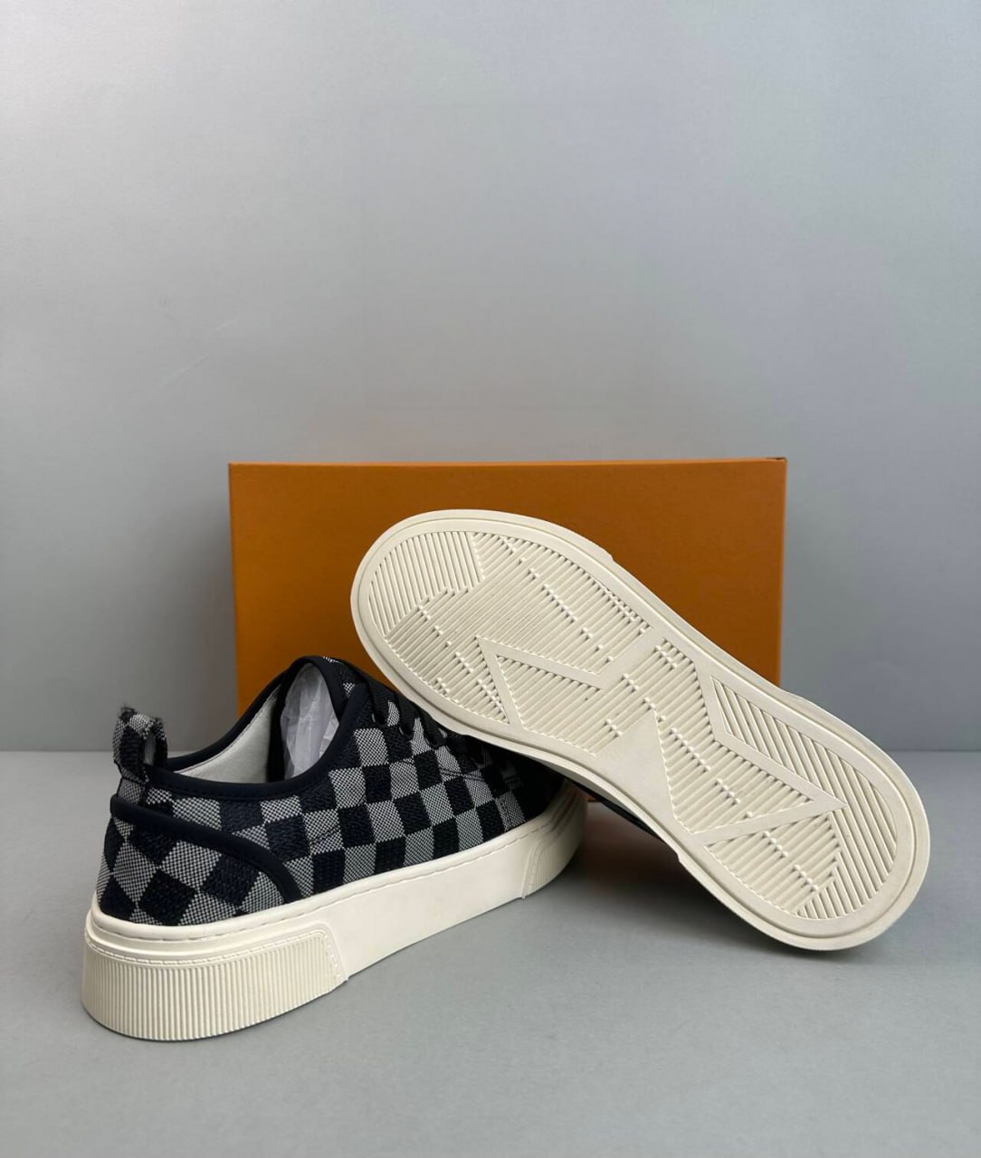 LV Casual Shoes1 -2