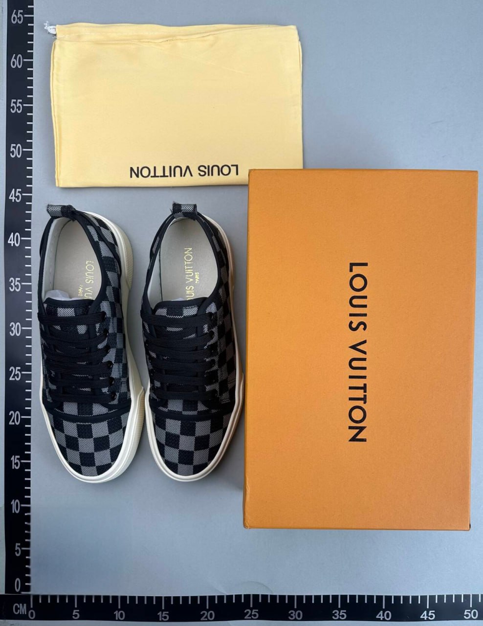 LV Casual Shoes1 -4