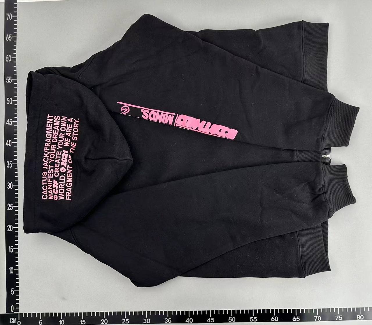 Travis Scott Hoodie1 -3