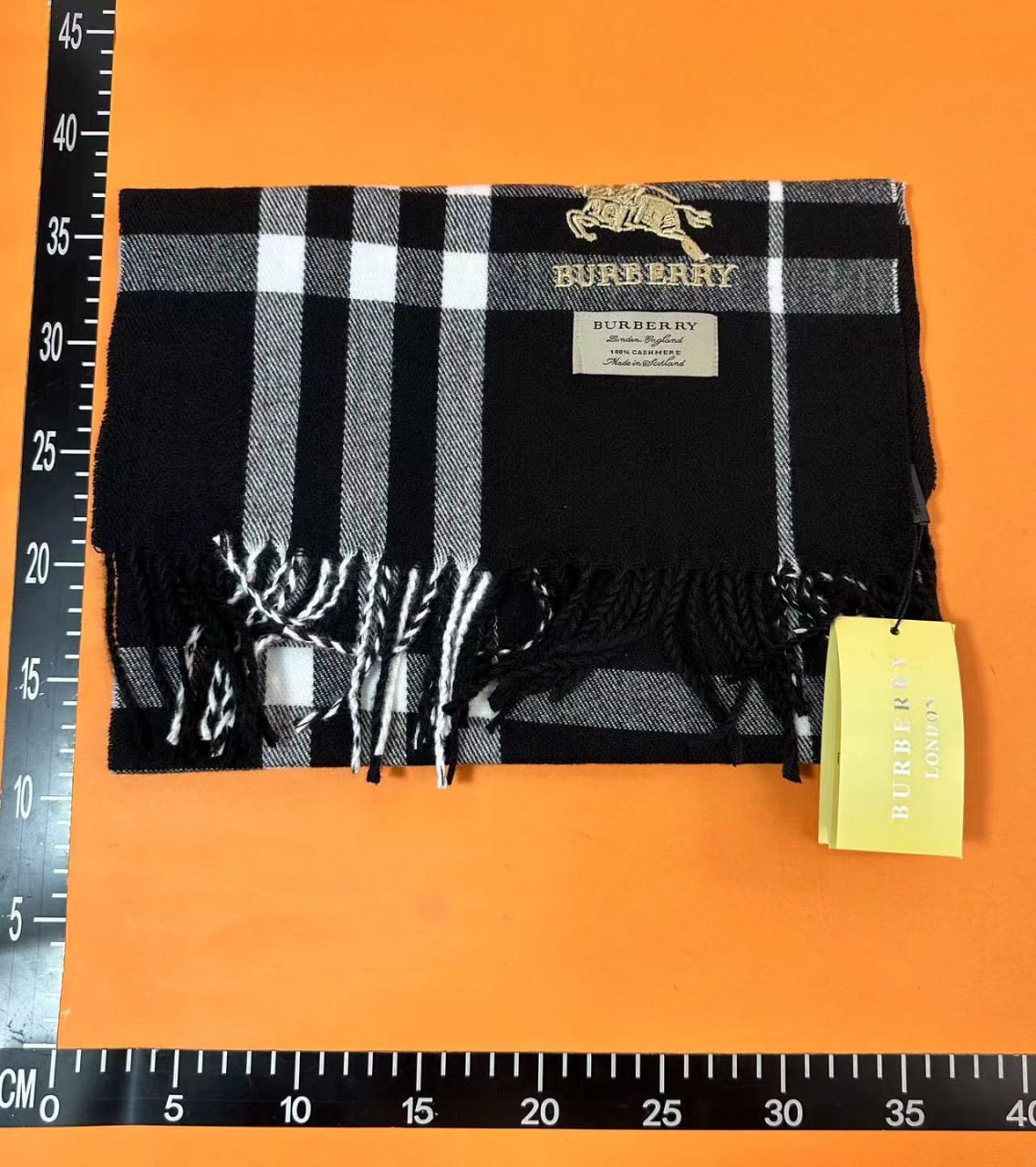 Burberry  Scarf -3