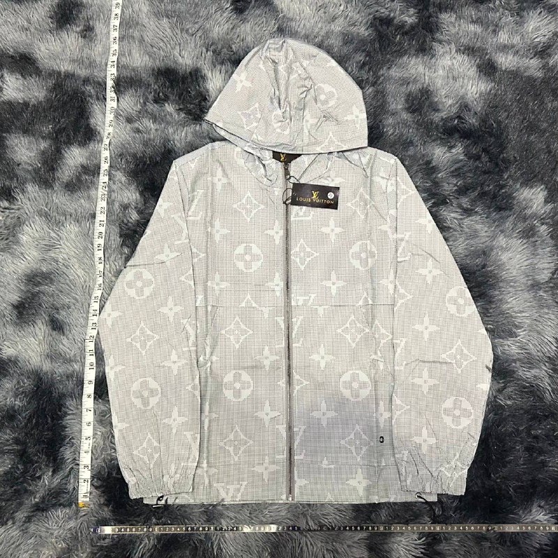LV COAT -3