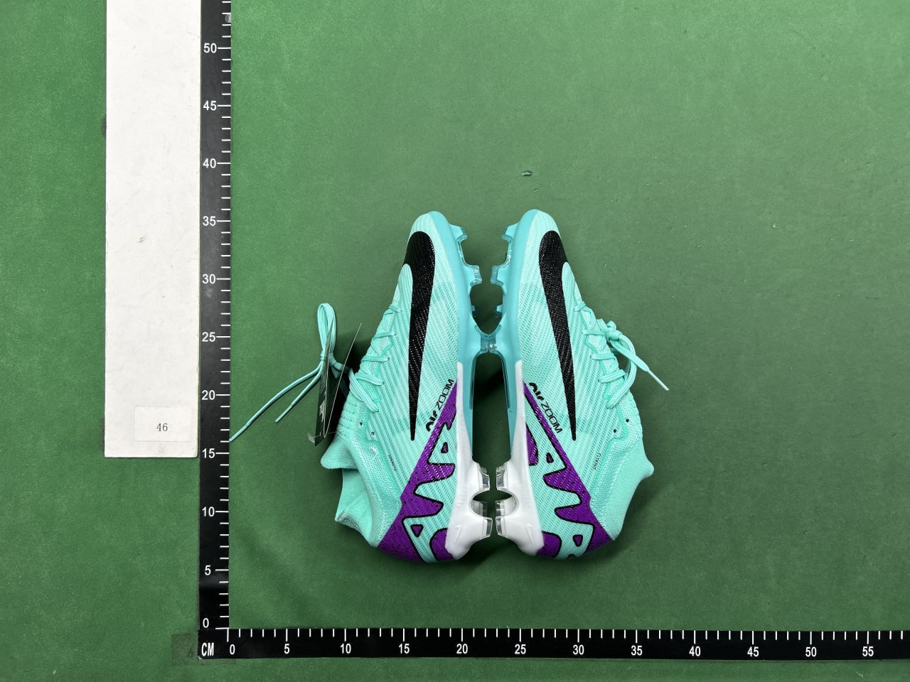 soccer shoes -2