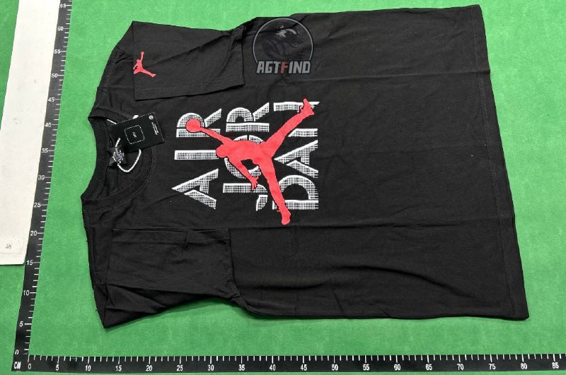 Jordan T-shirt (25 -2