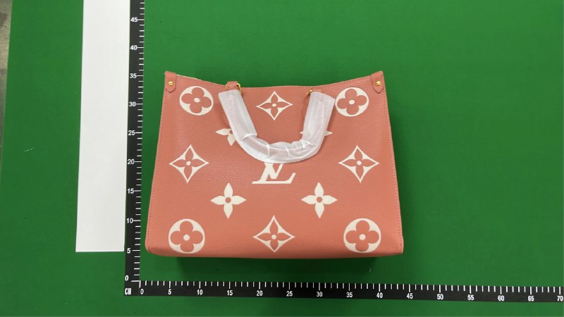 V Louis Vuitton Handbag Shoulder Bag ( 40 + styles) -2