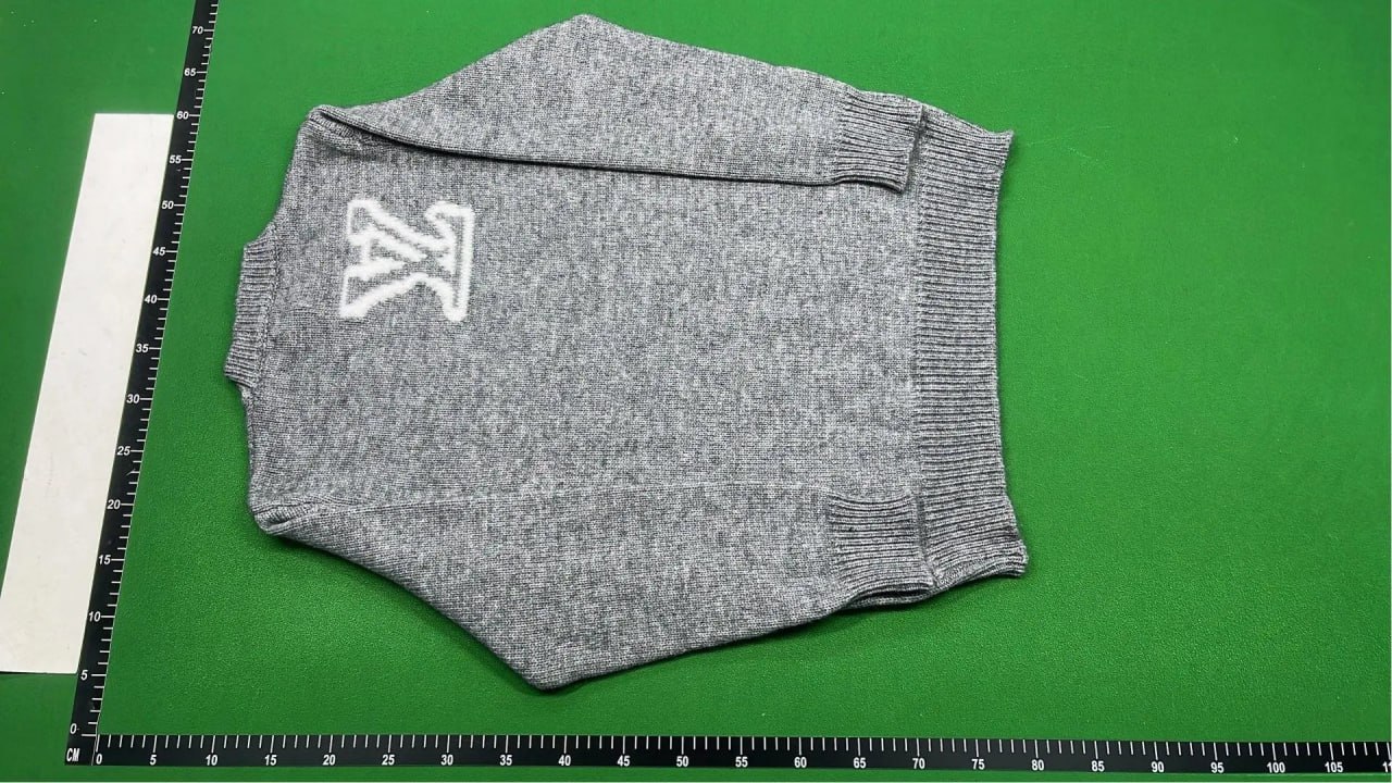 High-quality sweaters -3