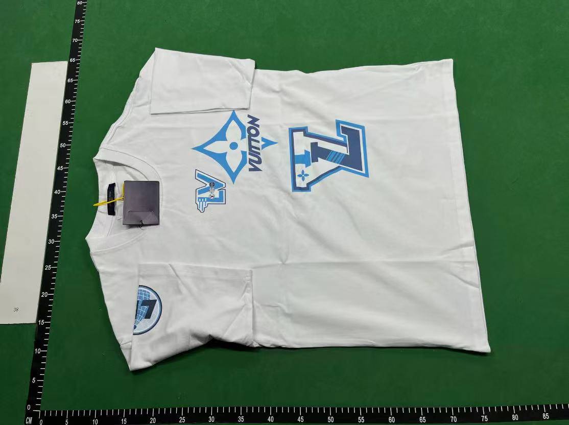 Louis Vuitton short sleeve -3
