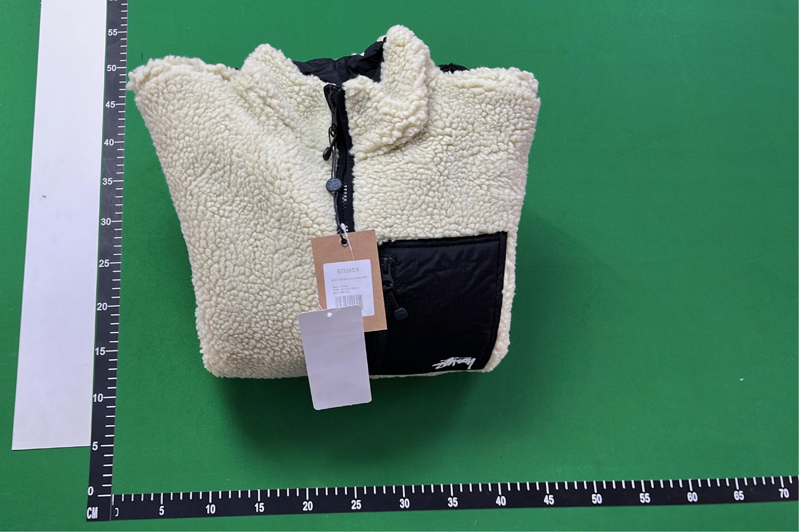 Stussy 8 Ball Sherpa Jacket -3