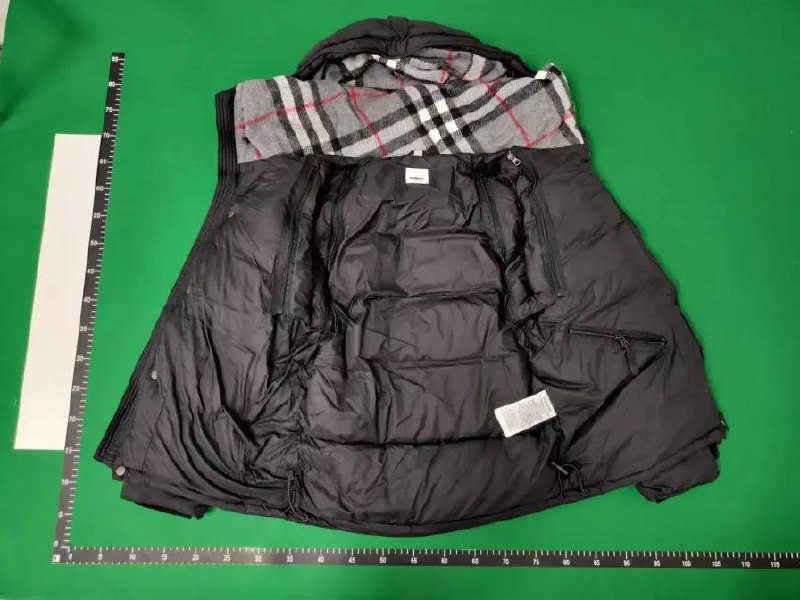  Burberry down jacket -2