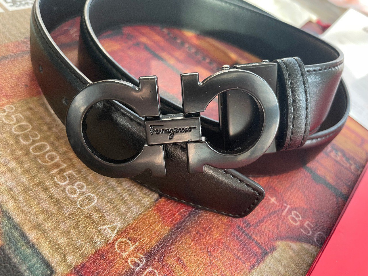 FERRAGAMO -3