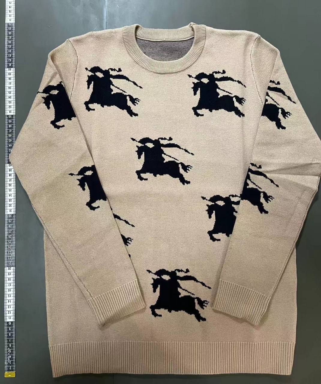 Balenciaga Logo Print Sweater -3