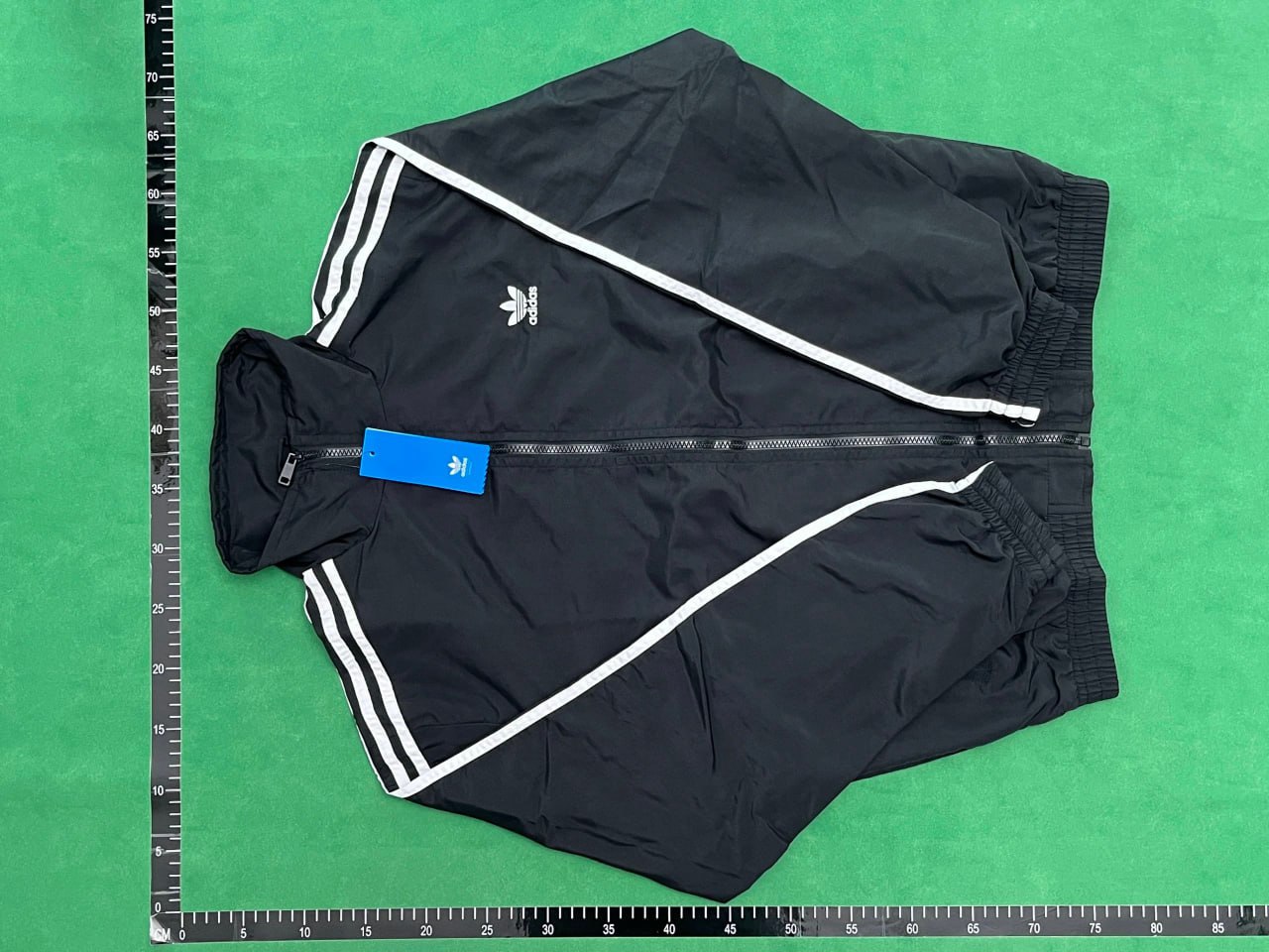 Adidas jacket1 -2