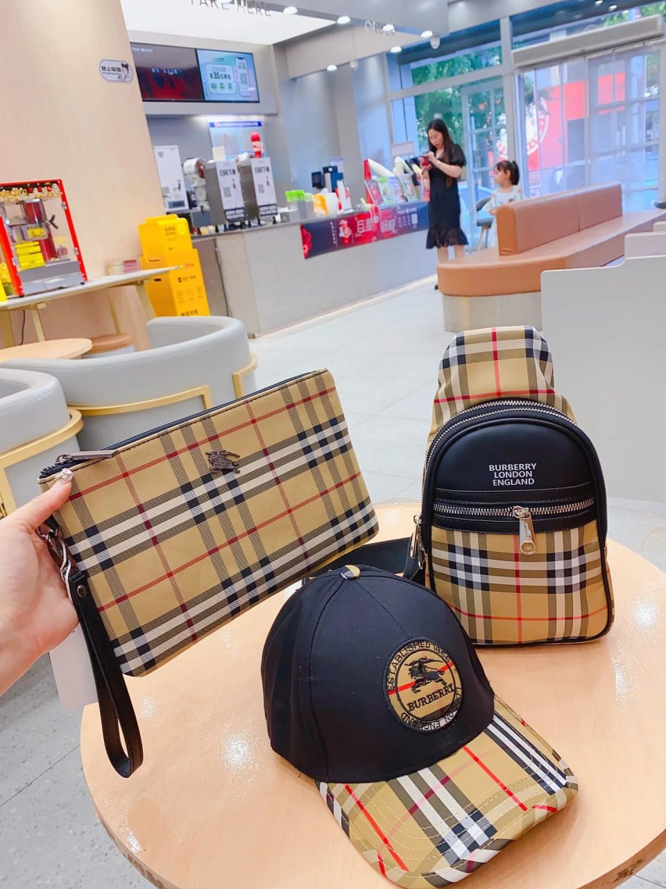  BurberryLVDior Bag Set -2