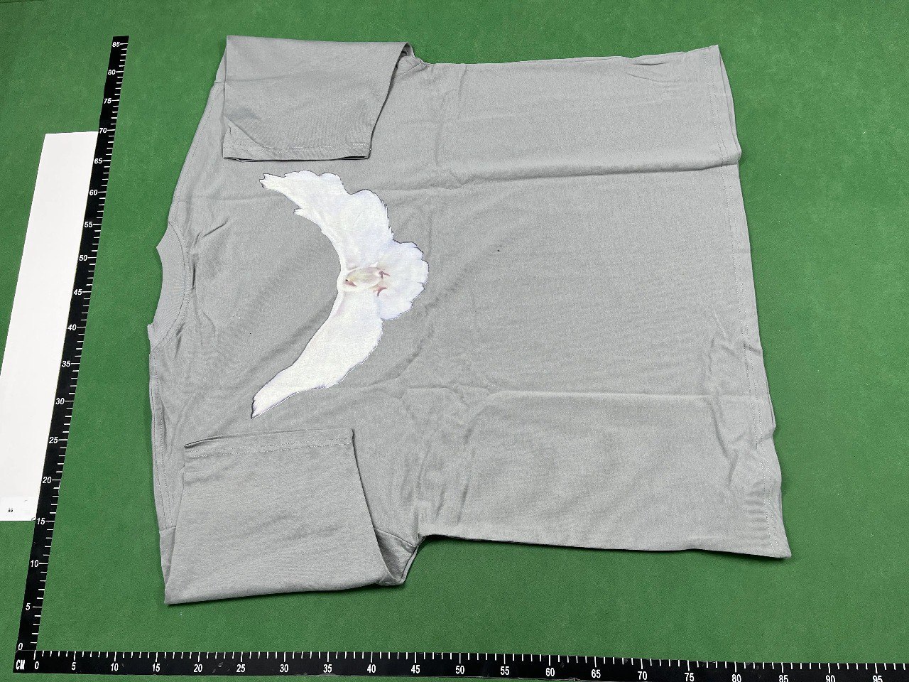 TEE YEEZY GAP -2