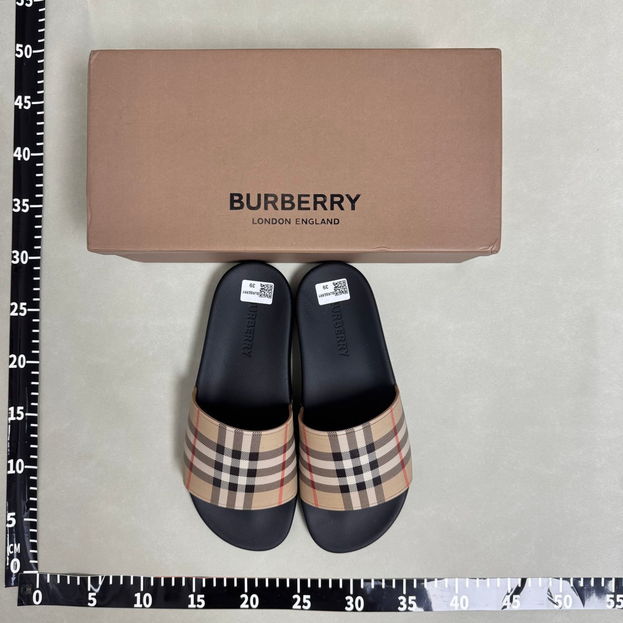  Gucci/Burberry quality slippers/shoes -3