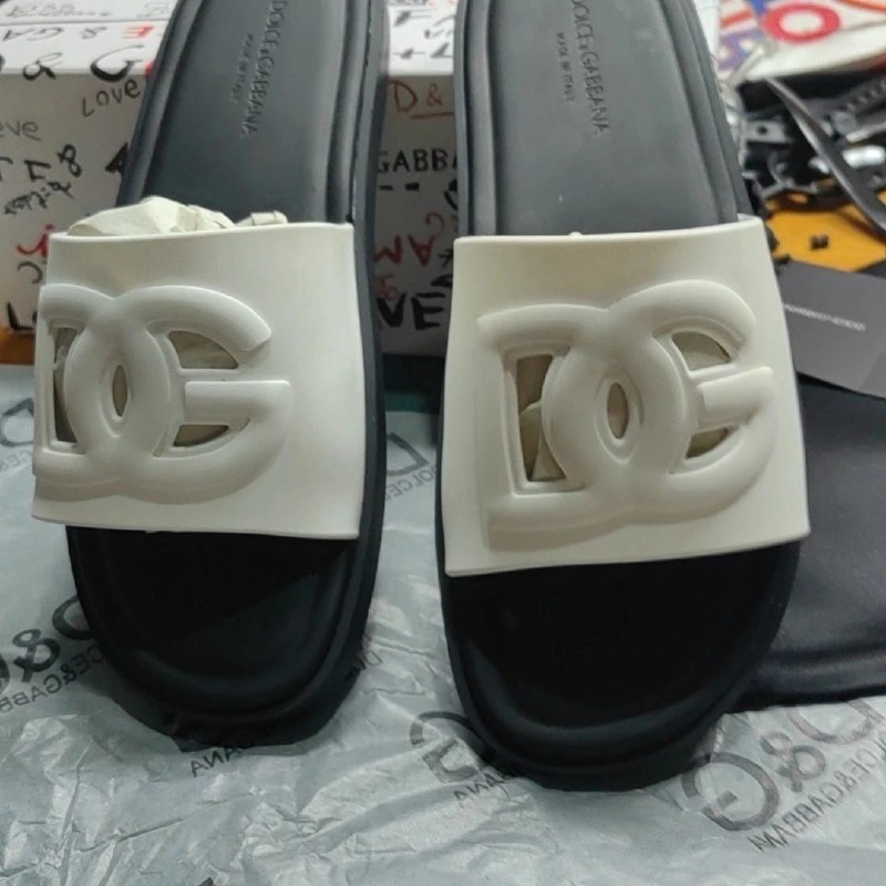 Slippers1 -3