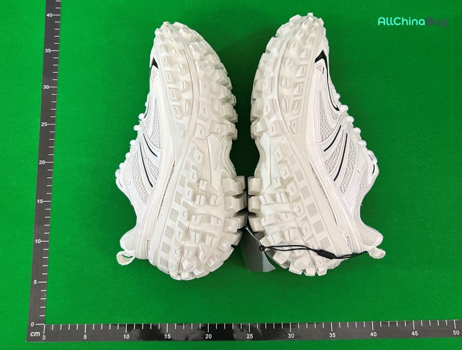 Balenciaga Defender -3