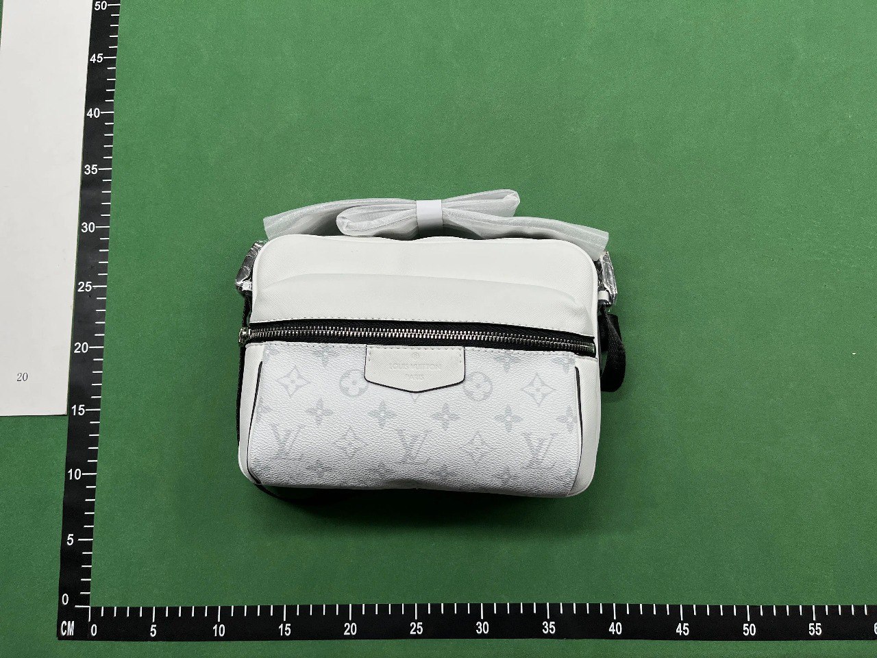  Louis Vuitton  Bag -3