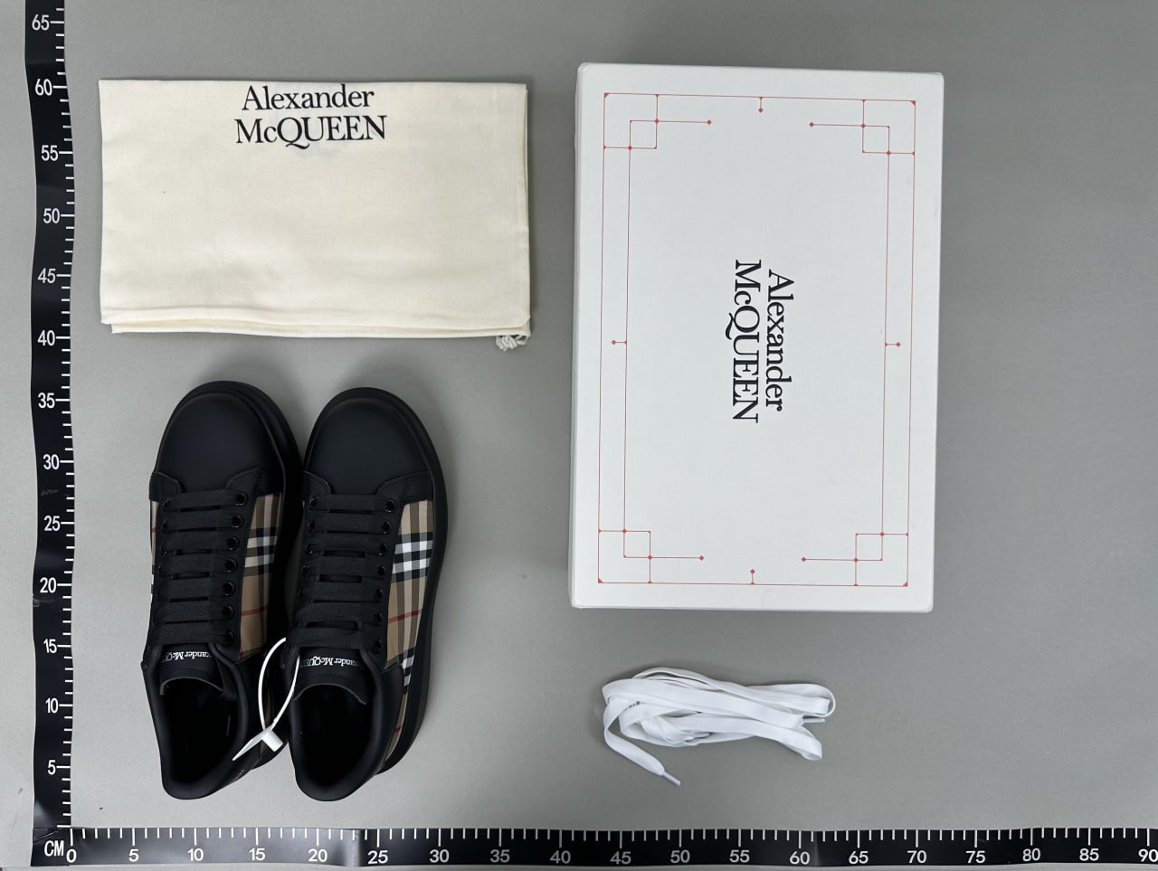  Alexander McQueen1 -2