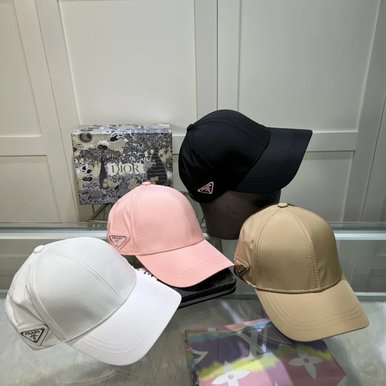  Prada Hat1