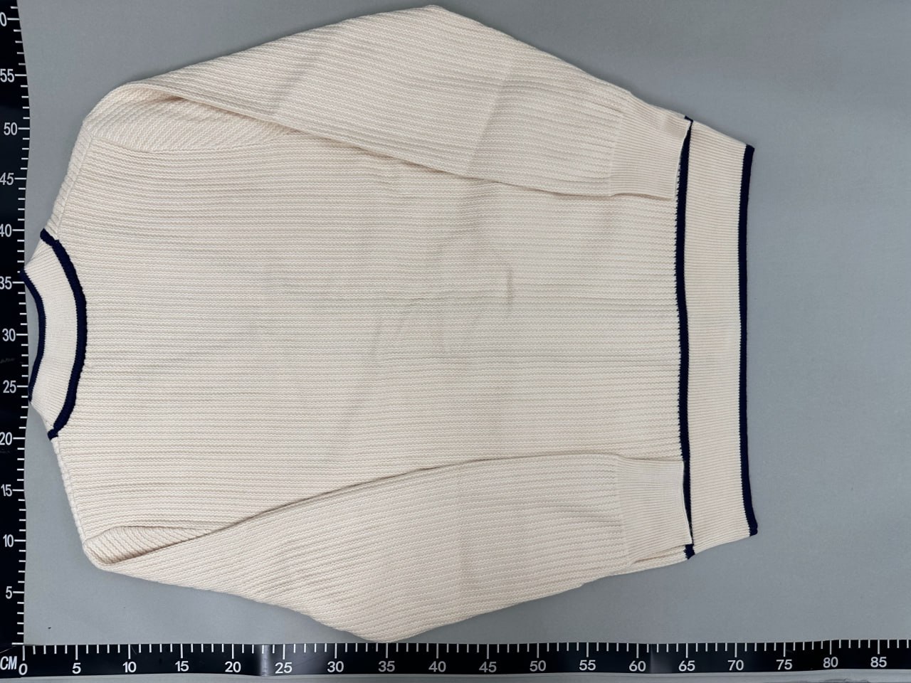 Gucci Sweater2 -4