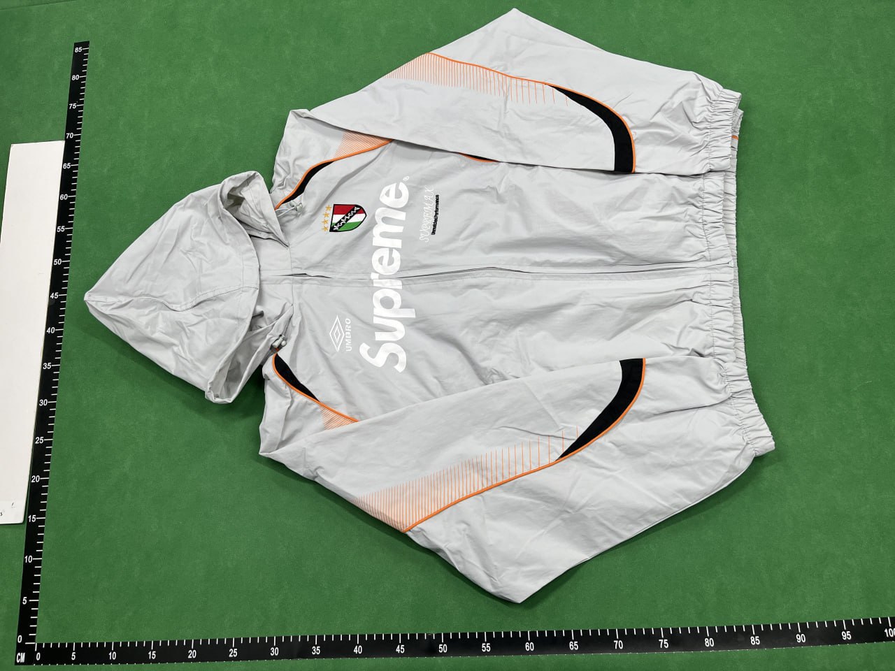 Supreme SS22 Week 11 x umbro (19color) -4