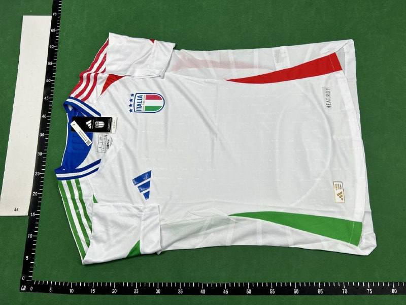 Football T-shirt(40 CP) -4