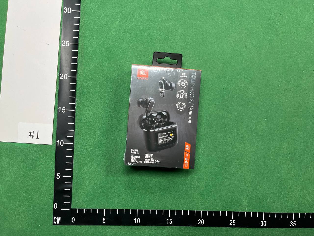  JBL Tour Pro 2 -3